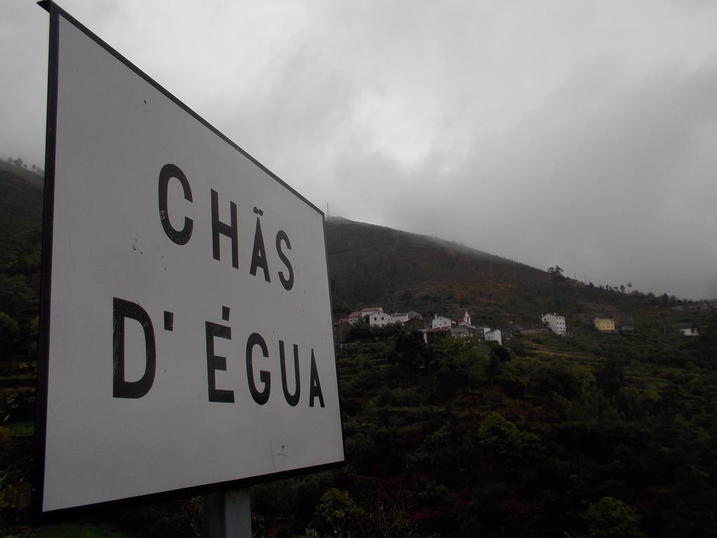 Casa Da Quelha Pensionat Chas de Egua Eksteriør billede
